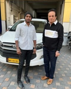 PREMIUM TOYOTA INNOVA CRYSTA CAB SERVICE WITH VIP PASSENGER DHARMENDRA AND DRIVER IN MAHARASHTRA.